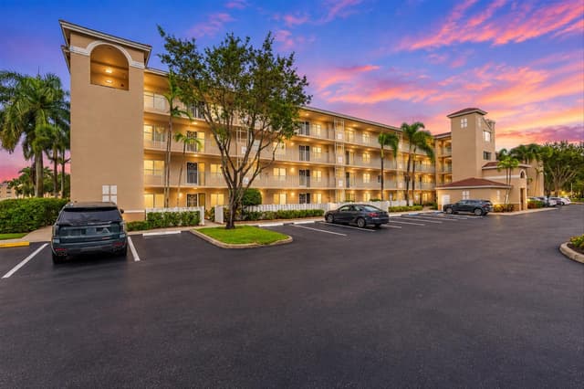 5749 Gemstone Court, Boynton Beach FL 33437 - Boynton Beach, FL - Photo 3