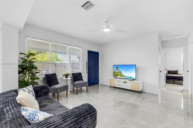 1137 SW 8th Ter, Fort Lauderdale FL 33315 - Fort Lauderdale, FL - Photo 6