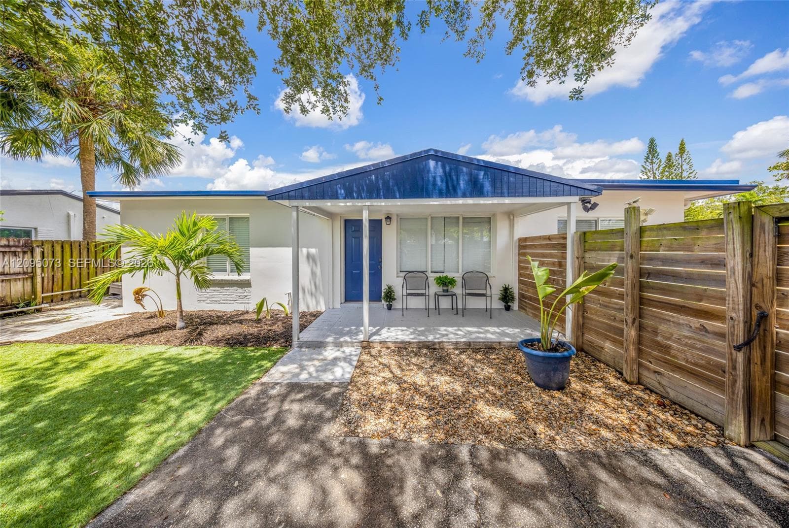 1137 SW 8th Ter, Fort Lauderdale FL 33315 - Fort Lauderdale, FL - Photo 1
