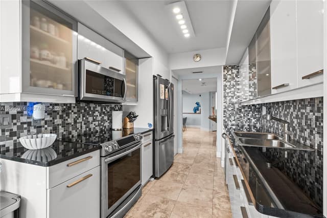 21055 Yacht Club Dr # 1703, Aventura FL 33180 - Aventura, FL - Photo 5