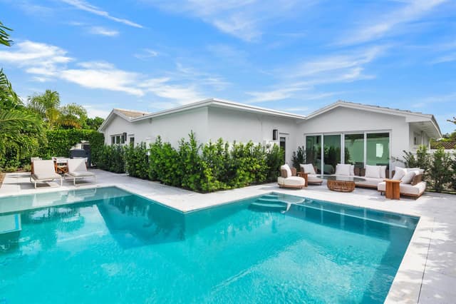 246 ELWA Place, West Palm Beach FL 33405 - West Palm Beach, FL - Photo 4