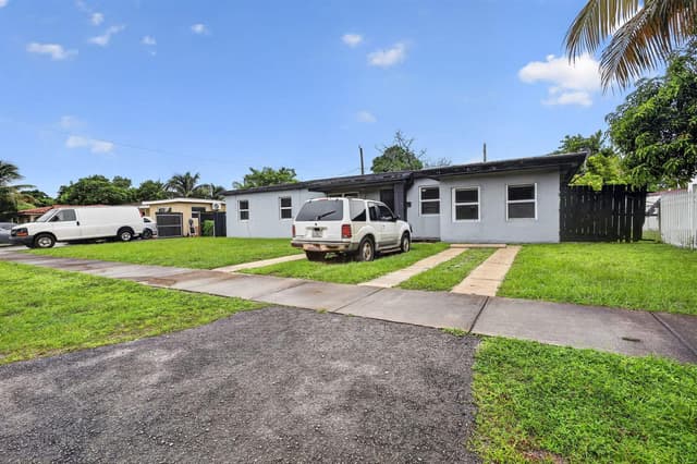19320 NW 6TH Court, Miami Gardens FL 33169 - Miami Gardens, FL - Photo 3
