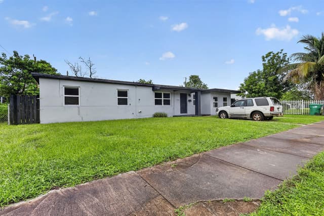 19320 NW 6TH Court, Miami Gardens FL 33169 - Miami Gardens, FL - Photo 4