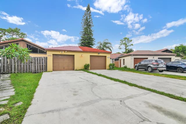 1219 PERIWINKLE Place, Wellington FL 33414 - Wellington, FL - Photo 2