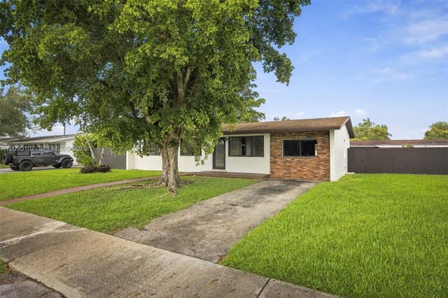4920 SW 94th Ct, Miami FL 33165 - Miami, FL - Photo 4