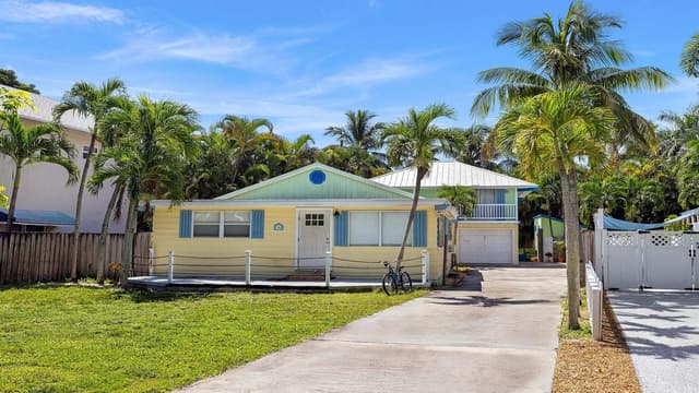 740 S LAKE Avenue, Delray Beach FL 33483 - Delray Beach, FL - Photo 2