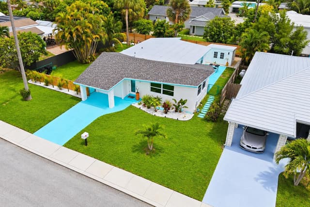 1610 N J Terrace, FL 33460 - Photo 2