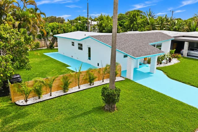 1610 N J Terrace, FL 33460 - Photo 3