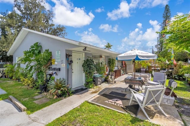 235-237 SW 12th St, Dania Beach FL 33004 - Dania Beach, FL - Photo 3