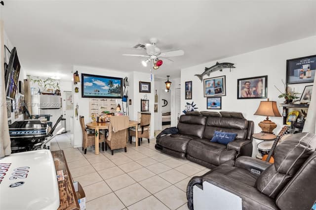 235-237 SW 12th St, Dania Beach FL 33004 - Dania Beach, FL - Photo 4