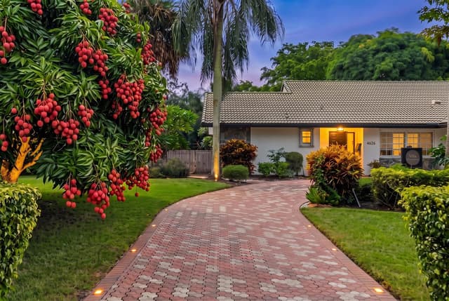 4526 Saint Andrews Drive, Boynton Beach FL 33436 - Boynton Beach, FL - Photo 5