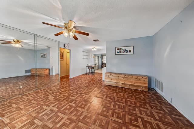 5717 NW 65TH Way, Tamarac FL 33321 - Tamarac, FL - Photo 4