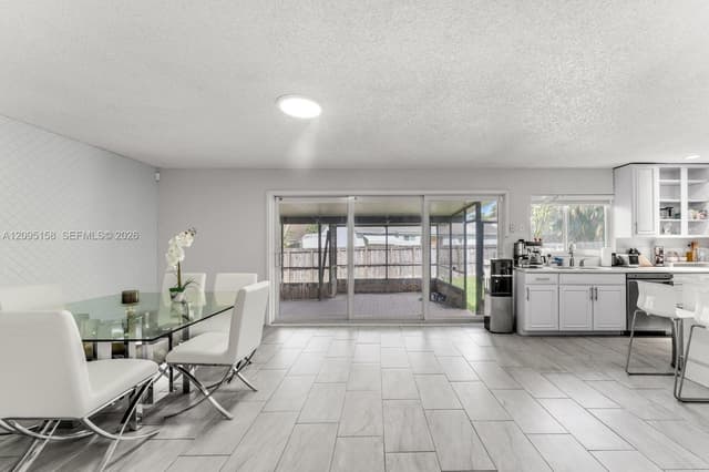 1661 N Goldeneye Ln, Homestead FL 33035 - Homestead, FL - Photo 7
