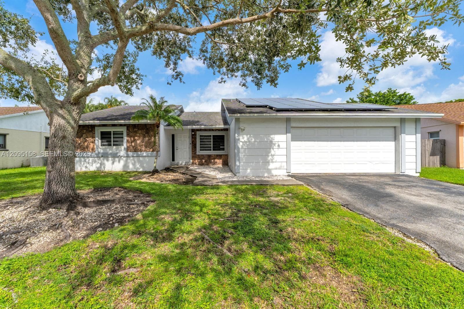 1661 N Goldeneye Ln, Homestead FL 33035 - Homestead, FL - Photo 1