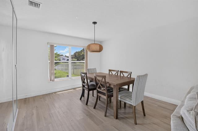 4060 SEA GRAPE Circle, Delray Beach FL 33445 - Delray Beach, FL - Photo 7