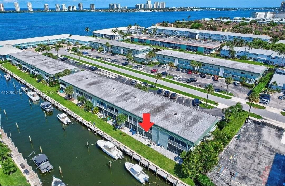 121 Wettaw Ln # 116, North Palm Beach FL 33408 - North Palm Beach, FL - Photo 1