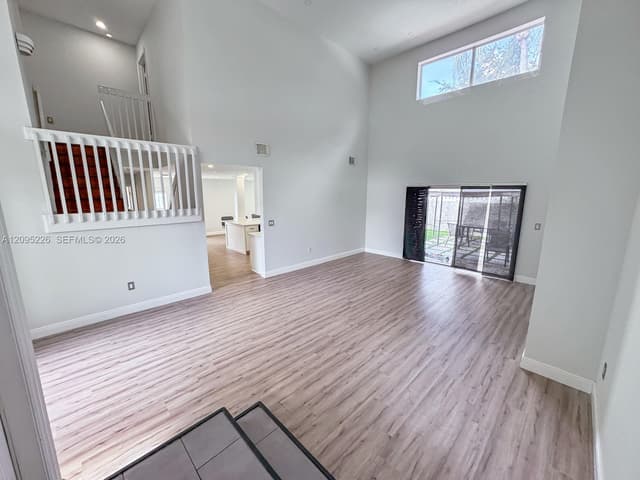 1015 NW 125th Ter, Sunrise FL 33323 - Sunrise, FL - Photo 6