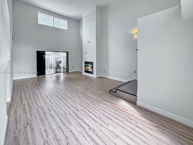1015 NW 125th Ter, Sunrise FL 33323 - Sunrise, FL - Photo 7