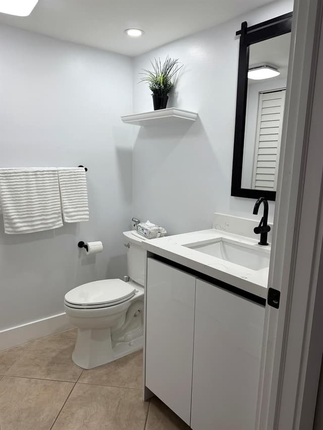 13705 SW 12TH Street # 311B, Pembroke Pines FL 33027 - Pembroke Pines, FL - Photo 5
