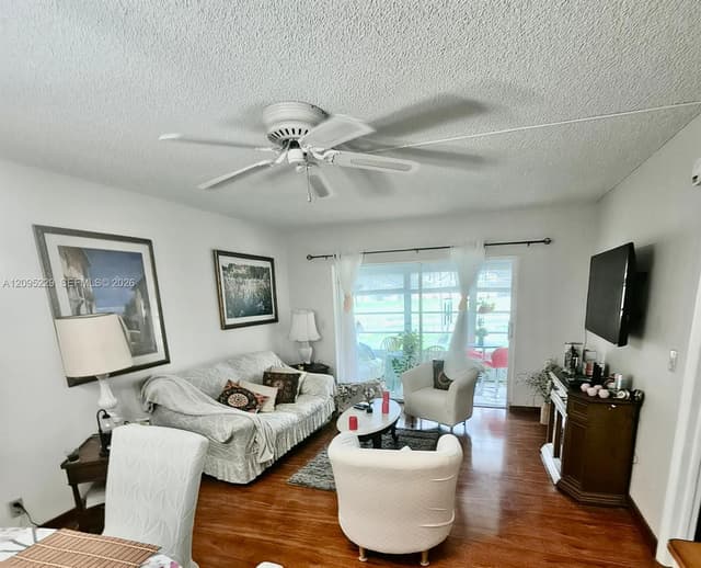 3001 NW 46 Ave # 102, Lauderdale Lakes FL 33313 - Lauderdale Lakes, FL - Photo 2