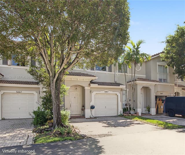 5657 NW 113th Ave, Doral FL 33178 - Doral, FL - Photo 2