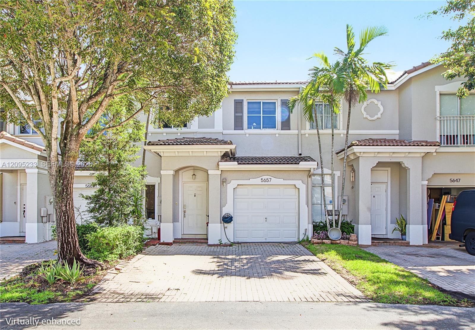5657 NW 113th Ave, Doral FL 33178 - Doral, FL - Photo 1