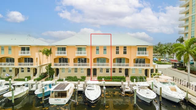 643 CASA LOMA Boulevard, Boynton Beach FL 33435 - Boynton Beach, FL - Photo 4