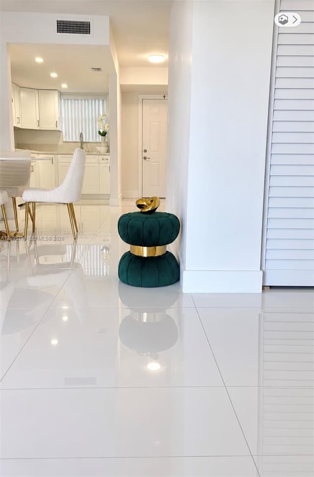 9371 Fontainebleau Blvd # I220, Miami FL 33172 - Miami, FL - Photo 6