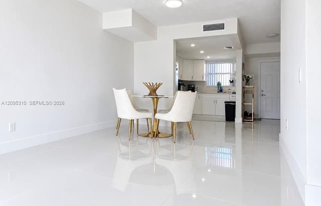 9371 Fontainebleau Blvd # I220, Miami FL 33172 - Miami, FL - Photo 7