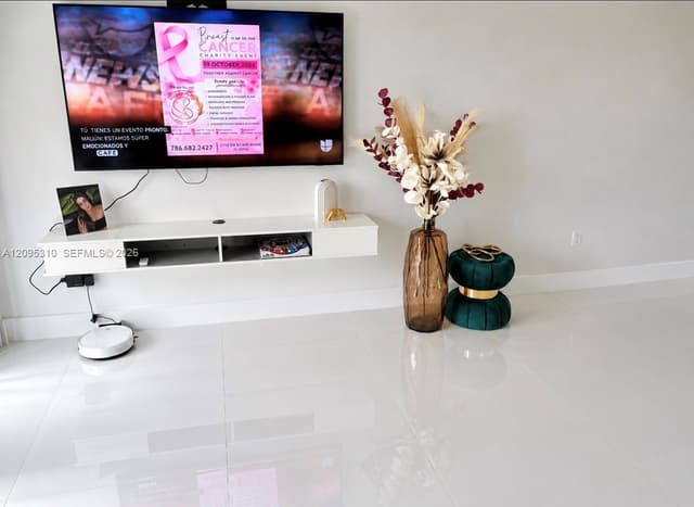 9371 Fontainebleau Blvd # I220, Miami FL 33172 - Miami, FL - Photo 3