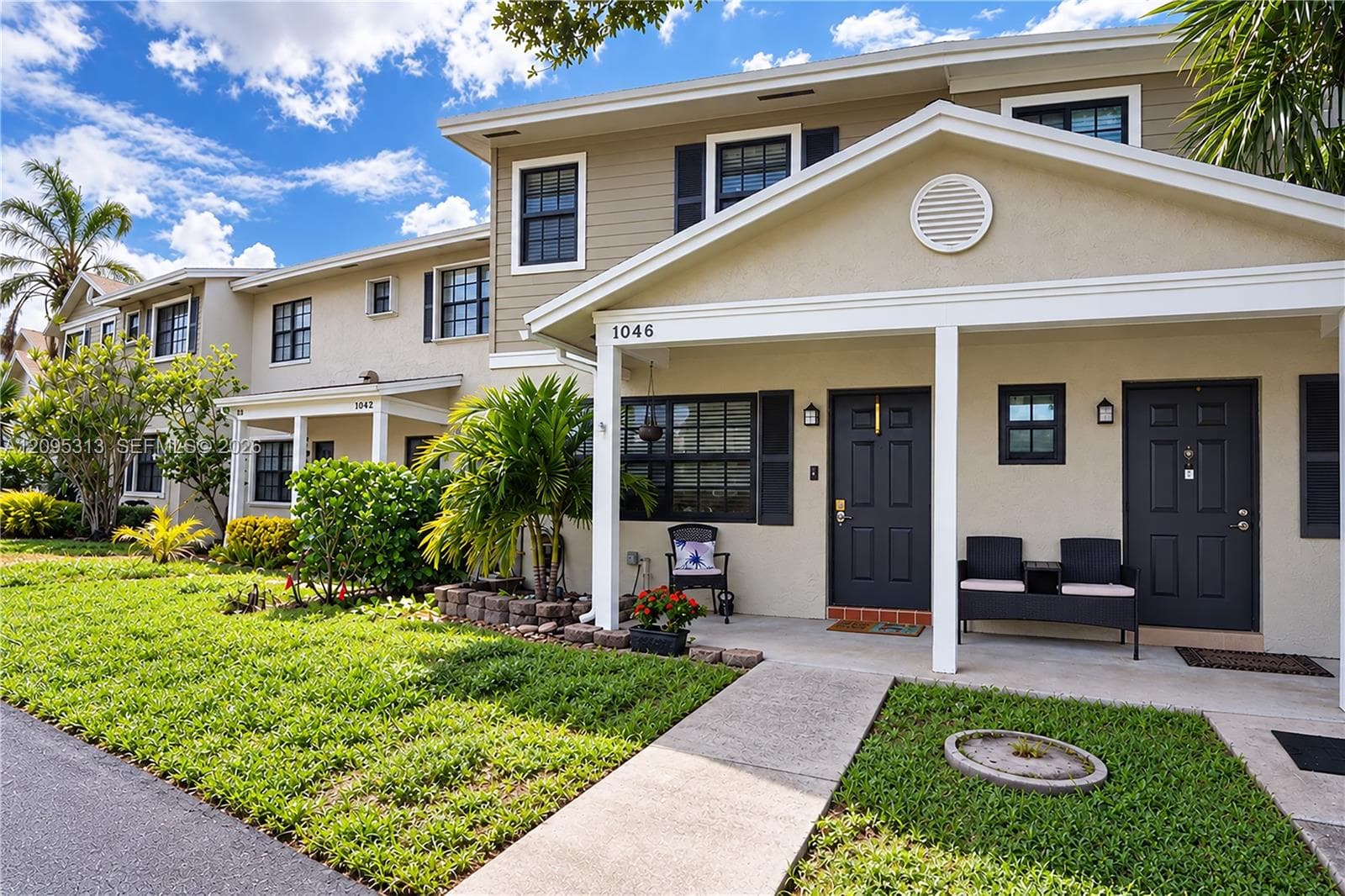1046 NW 107th Ave, Pembroke Pines FL 33026 - Pembroke Pines, FL - Photo 1