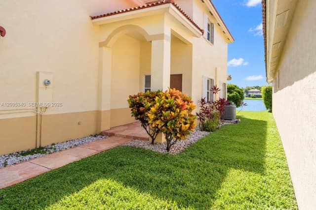 3812 NW 63rd Ct, Coconut Creek FL 33073 - Coconut Creek, FL - Photo 6