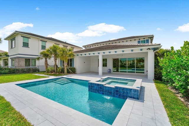 12289 Waterstone Circle, Palm Beach Gardens FL 33412 - Palm Beach Gardens, FL - Photo 5