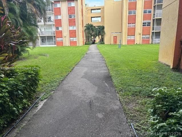 3710 NW 21st St # 109, Lauderdale Lakes FL 33311 - Lauderdale Lakes, FL - Photo 2