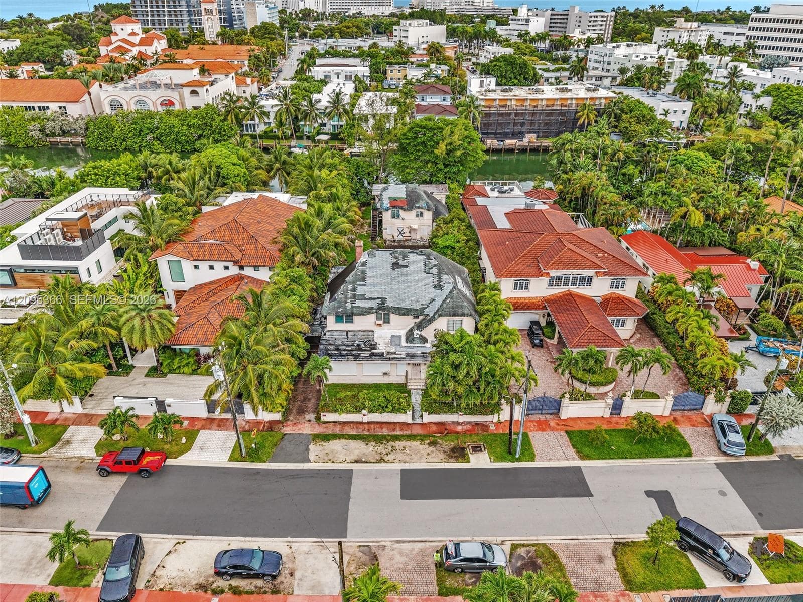 3746 Chase Ave, Miami Beach FL 33140 - Miami Beach, FL - Photo 1