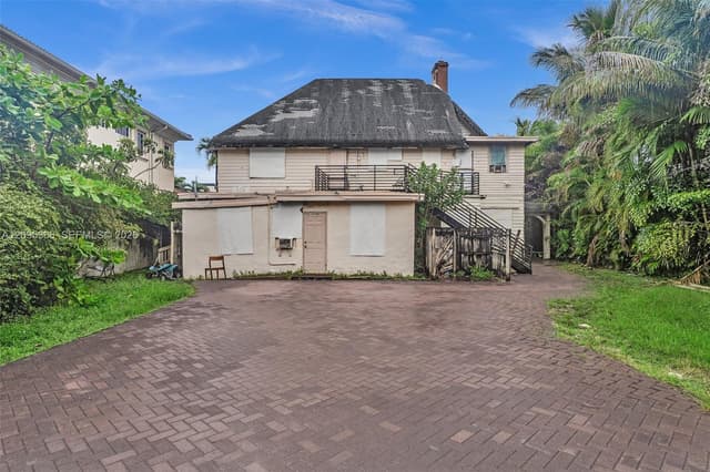 3746 Chase Ave, Miami Beach FL 33140 - Miami Beach, FL - Photo 4