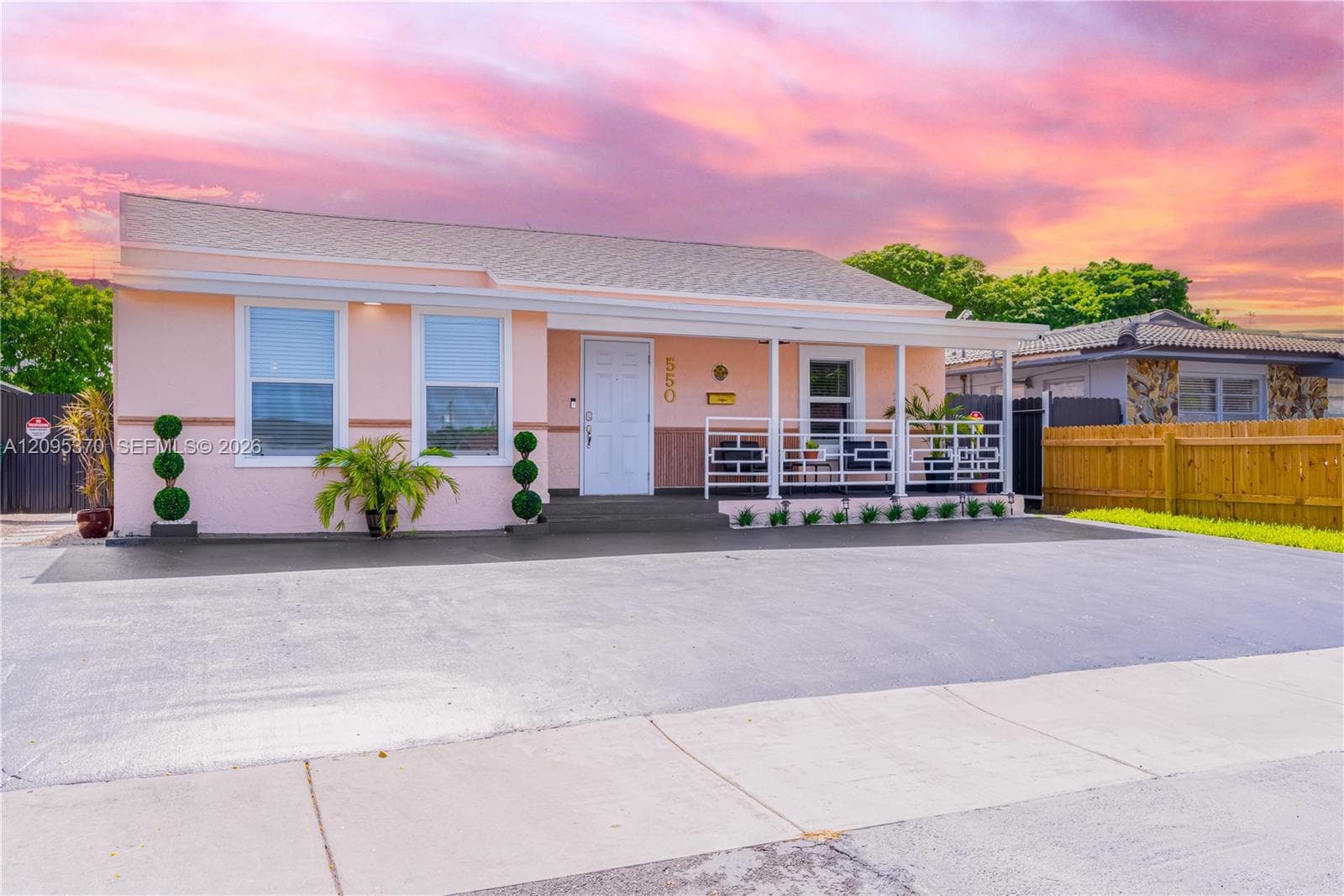 550 NW 43rd Pl, Miami FL 33126