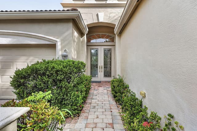 9937 Via Elegante, Wellington FL 33411 - Wellington, FL - Photo 3