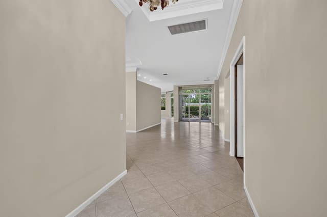 9937 Via Elegante, Wellington FL 33411 - Wellington, FL - Photo 5