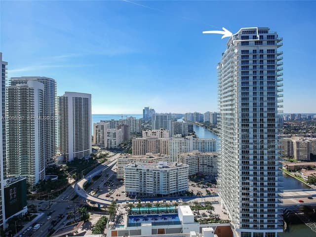 4010 S S Ocean Dr, Hollywood FL 33019 - Hollywood, FL - Photo 2
