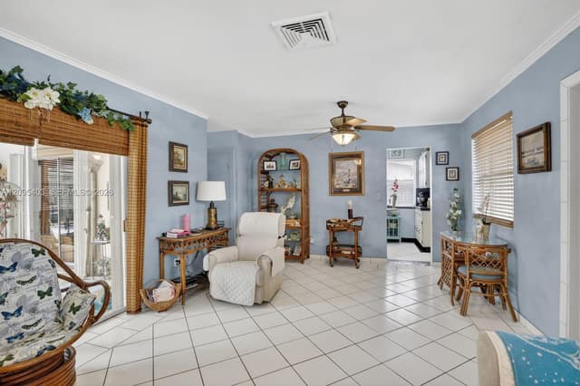 7140 Meade St, Hollywood FL 33024 - Hollywood, FL - Photo 6