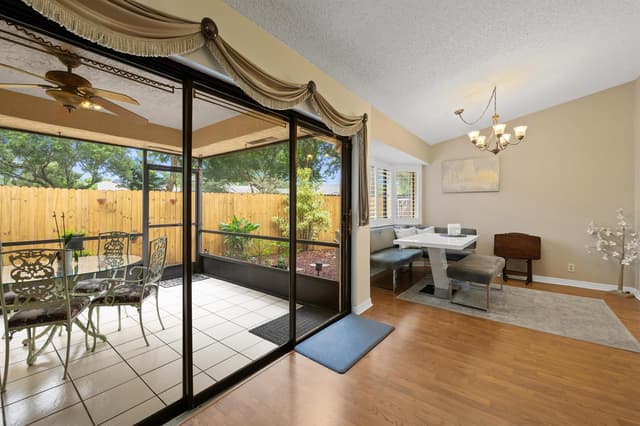 9212 CHELSEA Drive N, Plantation FL 33324 - Plantation, FL - Photo 6