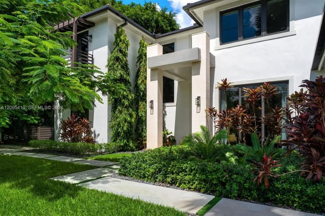 5991 SW 80th St, South Miami FL 33143 - South Miami, FL - Photo 2