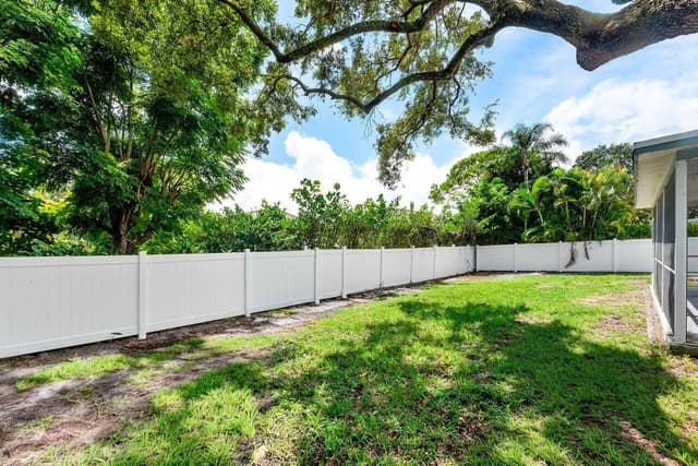 2350 NIKI JO Lane, Palm Beach Gardens FL 33410 - Palm Beach Gardens, FL - Photo 4