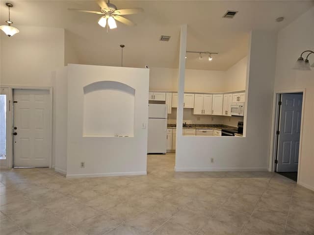 5845 EAGLE CAY Circle, Coconut Creek FL 33073 - Coconut Creek, FL - Photo 7