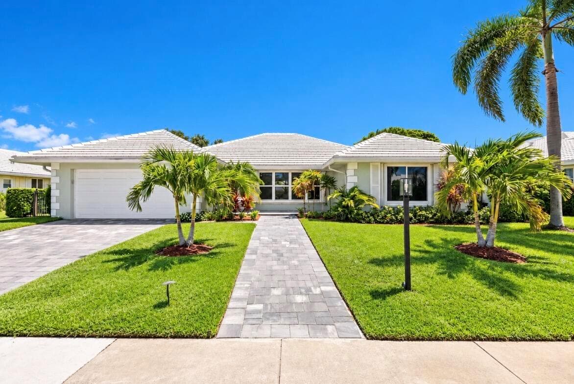 770 SW ELM TREE Lane, Boca Raton FL 33486 - Boca Raton, FL - Photo 1