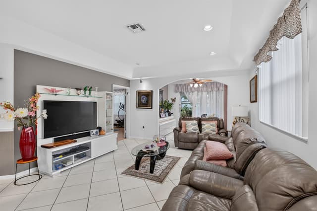 12598 Crystal Pointe Drive # D, Boynton Beach FL 33437 - Boynton Beach, FL - Photo 2