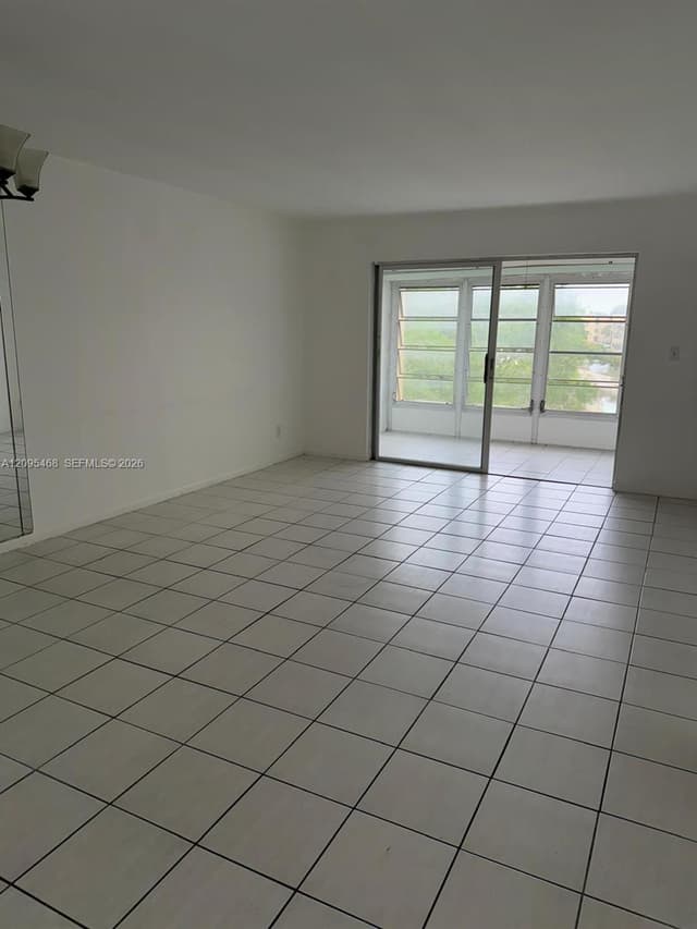 5800 NW 64th Ave # 306, Tamarac FL 33319 - Tamarac, FL - Photo 6