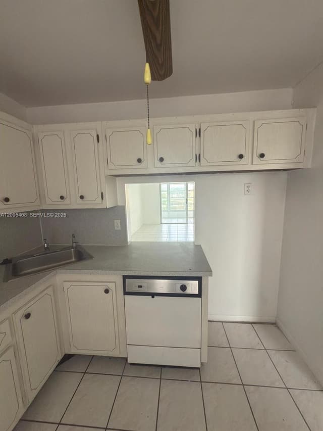 5800 NW 64th Ave # 306, Tamarac FL 33319 - Tamarac, FL - Photo 5