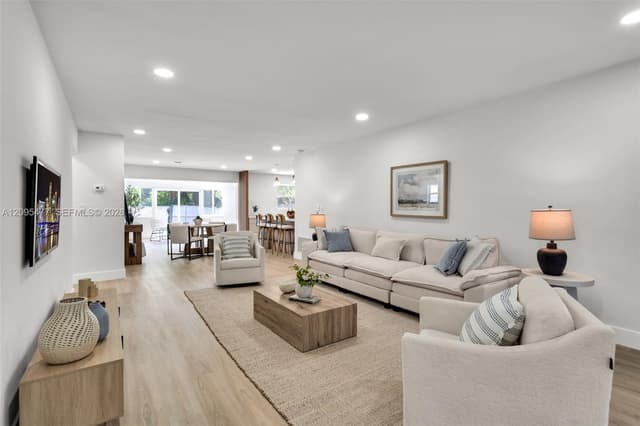 3920 Hayes St, Hollywood FL 33021 - Hollywood, FL - Photo 4